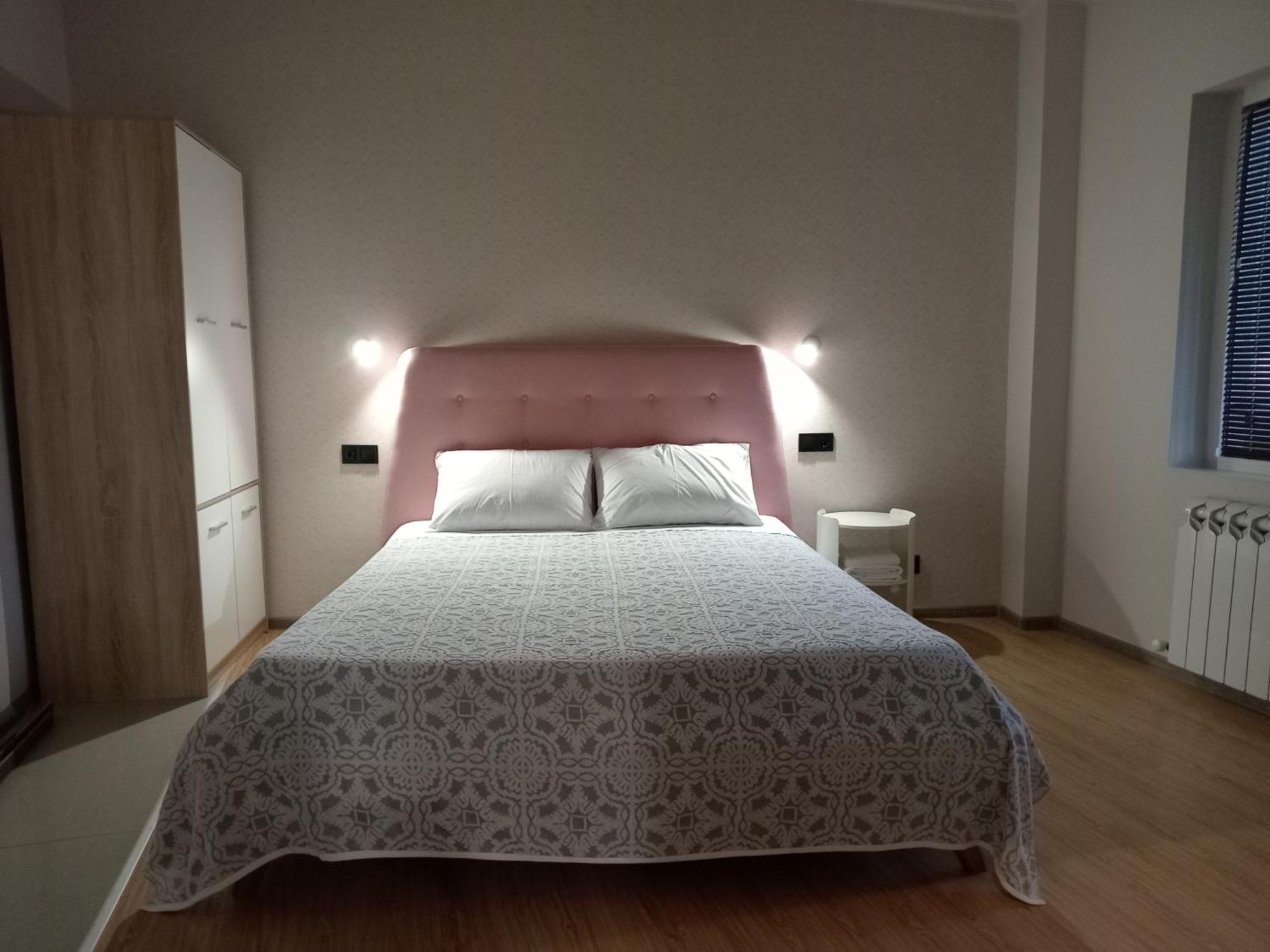 Medea'S Home Kutaisi Dış mekan fotoğraf
